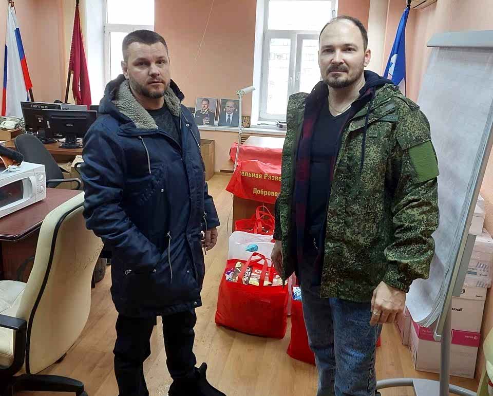 Учащиеся и родители 7 «Г» и 9 «Г» классов приняли участие в благотворительной акции «Вместе к Победе - Подарок на 23 февраля», организованной общественным движением «Ветераны Казахстана».